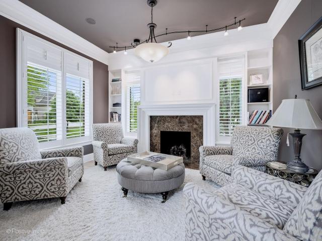 House for sale in Clarendon Hills, Illinois