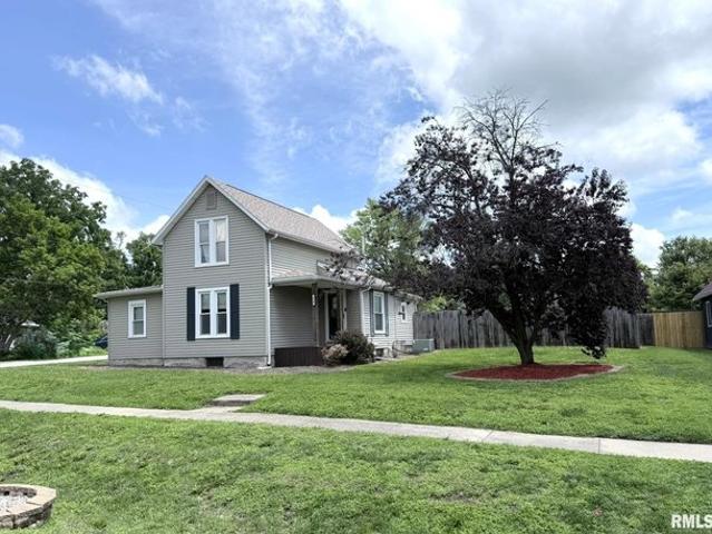 House for sale in East Galesburg, Illinois