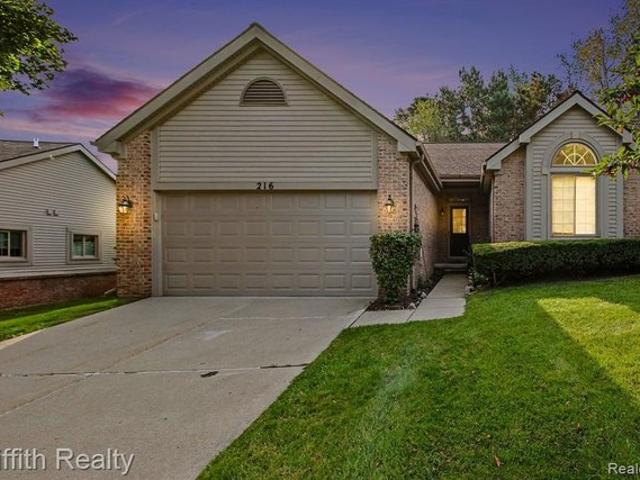 Condo for sale in Brighton, Michigan