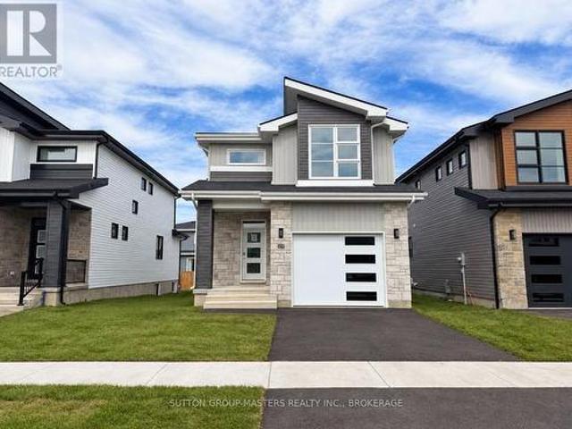 House for sale in Queens Acres, Loyalist