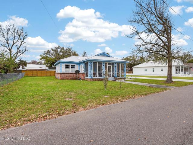 House for sale in Bay Saint Louis, Mississippi