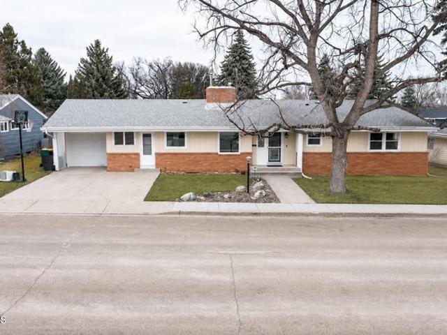 House for sale in Bismarck, North Dakota