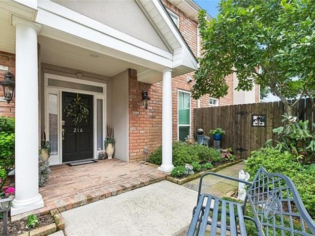 Townhouse for sale in Metairie, Louisiana