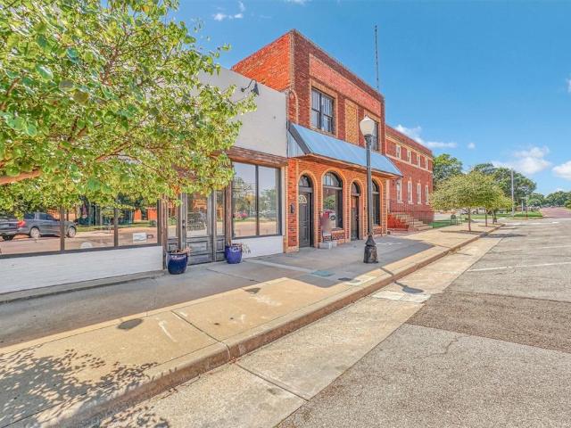 Commercial for sale in Elk City, Oklahoma