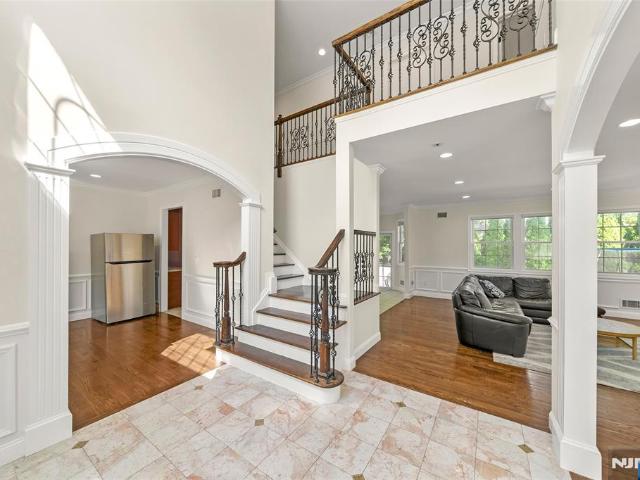 House for sale in Northvale, New Jersey