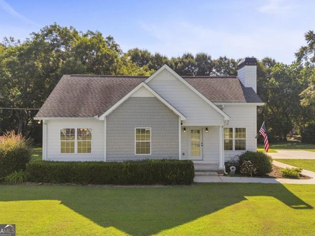 House for sale in Arnoldsville, Georgia