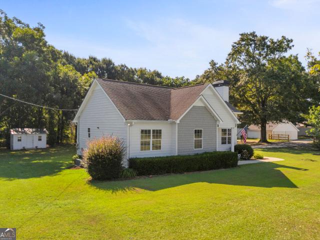 House for sale in Arnoldsville, Georgia