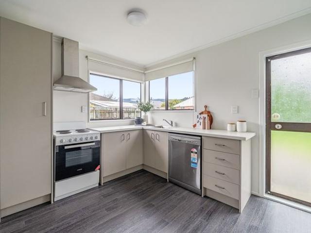 Apartment for rent in Wallaceville, Upper Hutt
