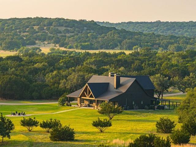Farm for sale in Hamilton, Texas
