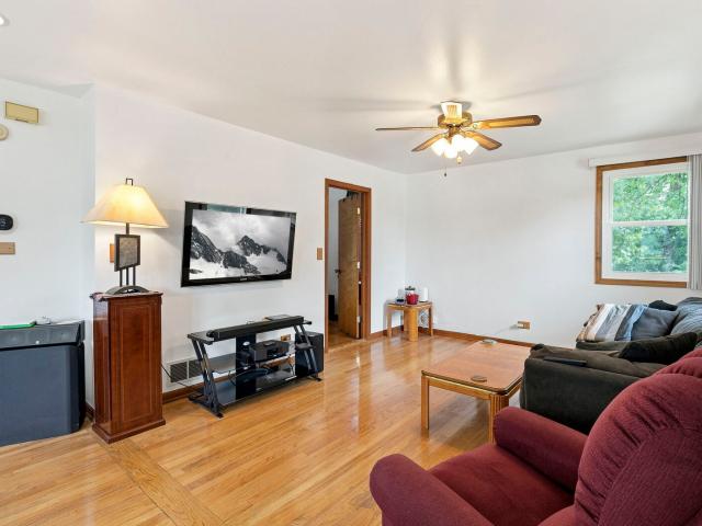 House for sale in Des Plaines, Illinois