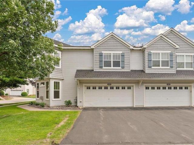 Townhouse for sale in Chaska