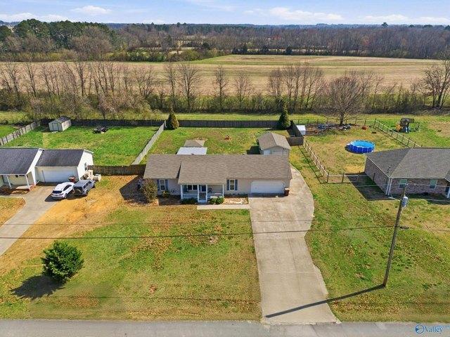 House for sale in Elkmont, Alabama