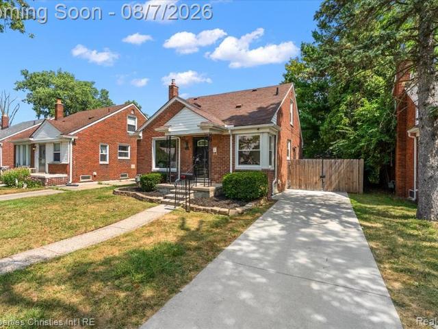 House for sale in Harper Woods, Michigan