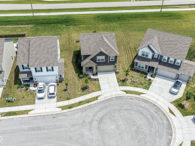 House for sale in Whitestown, Indiana
