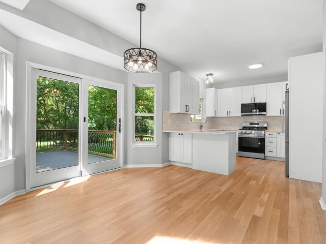 House for sale in Mchenry, Illinois