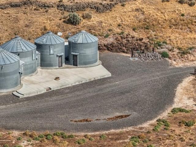Farm for sale in Odessa, Lincoln County
