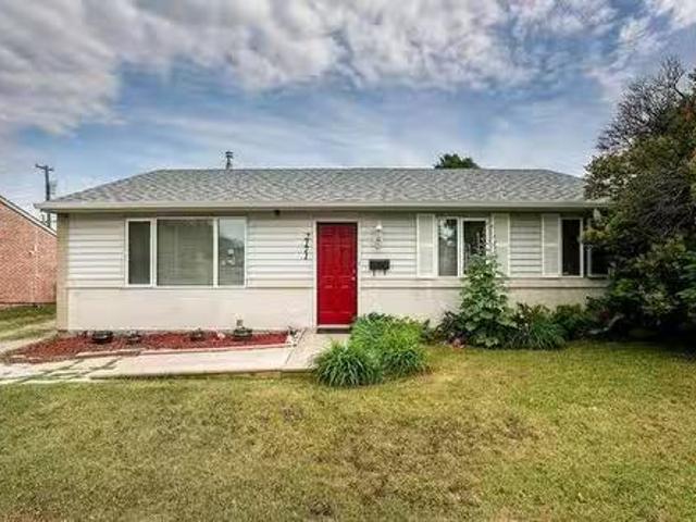 House for sale in East St. Paul, Manitoba