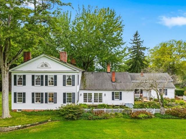 House for sale in North Bloomfield, Ohio