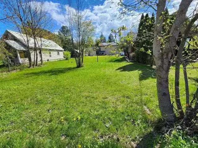 House for sale in Lumby, British Columbia