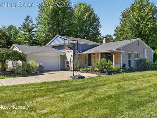 House for sale in Grosse Ile, Michigan