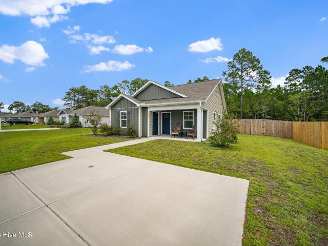 House for sale in Bolivia, North Carolina