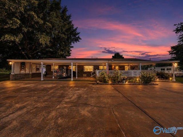 House for sale in Elkmont, Alabama