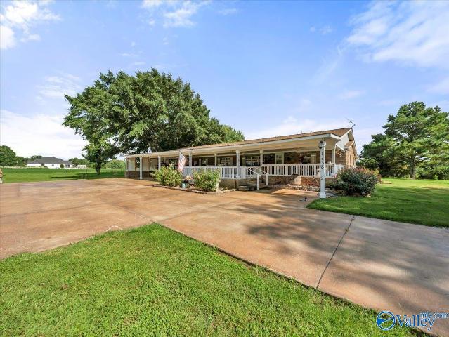 House for sale in Elkmont, Alabama