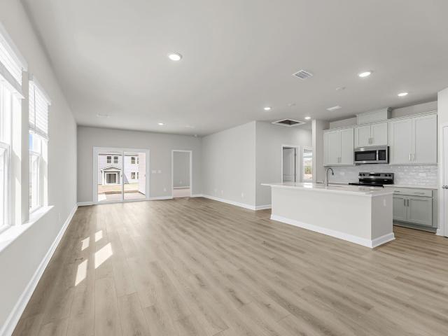 House for sale in Ravenel, South Carolina
