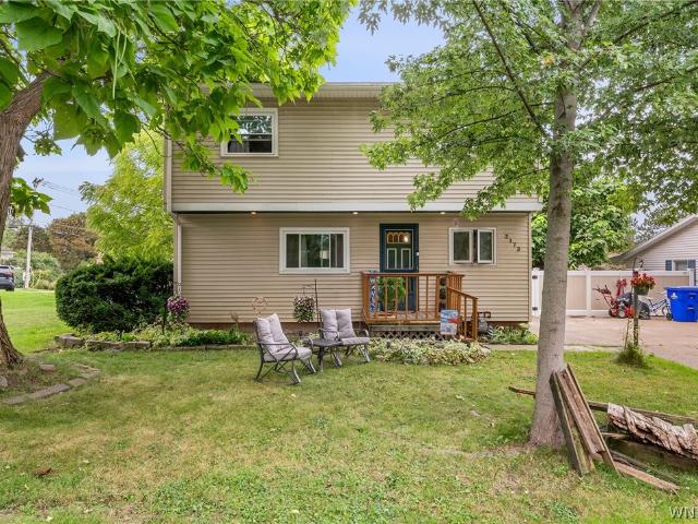 House for sale in Wanakah, Town of Hamburg