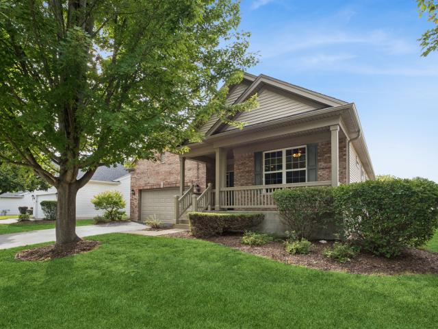 House for sale in Elgin, Kane County