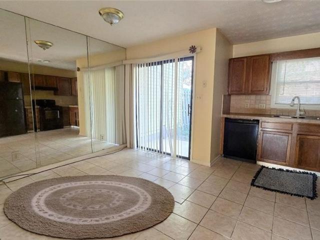 Townhouse for sale in Lithonia