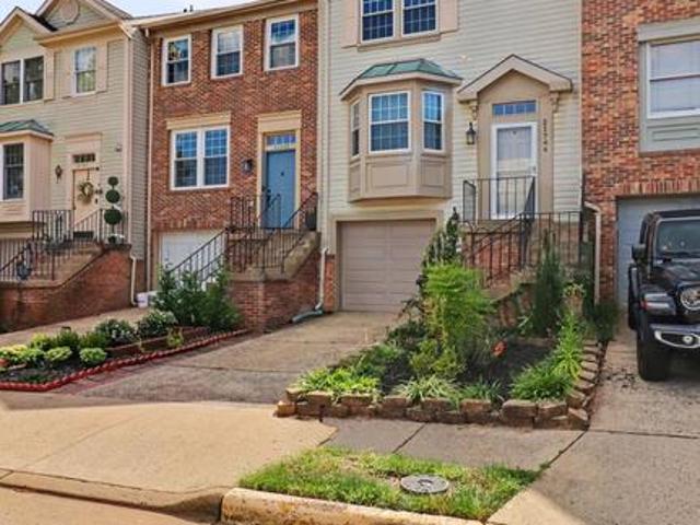 Townhouse for sale in Sterling, Loudoun County