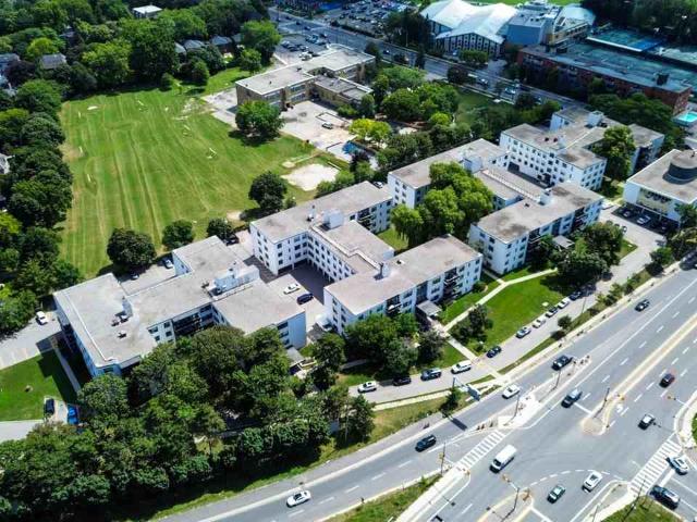 Apartment for rent in Eglinton—Lawrence, Toronto