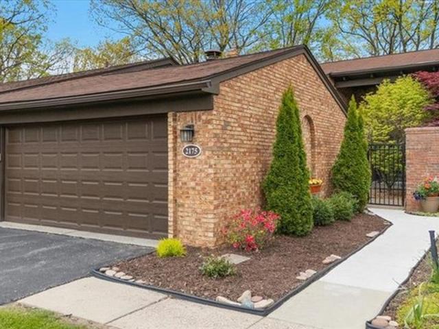 Condo for sale in West Bloomfield Township, Oakland County