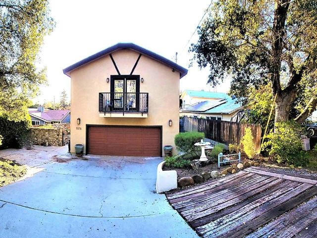 House for sale in Meiners Oaks, Ojai