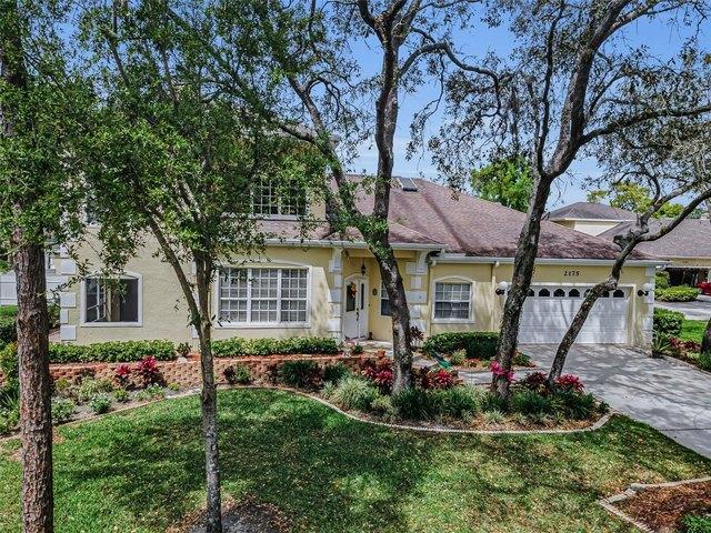 Townhouse for sale in Crystal Beach, Florida