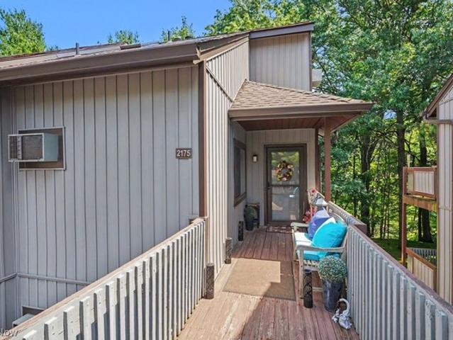 Condo for sale in Summit, Ohio