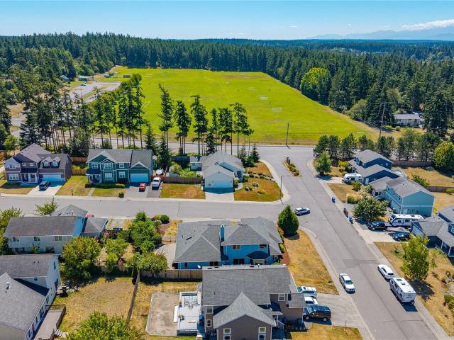 House for sale in Oak Harbor, Washington