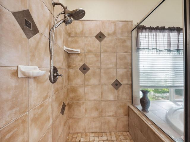 House for sale in Shasta, California