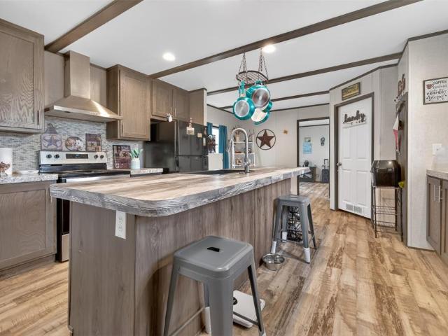 House for sale in Henderson, Texas