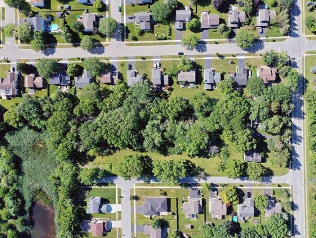 Land for sale in Lake Zurich Land for sale in Lake Zurich