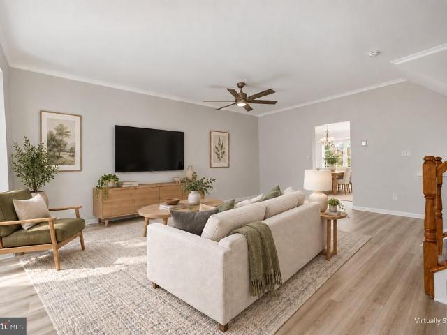 Townhouse for sale in Carisbrooke, Broadlands