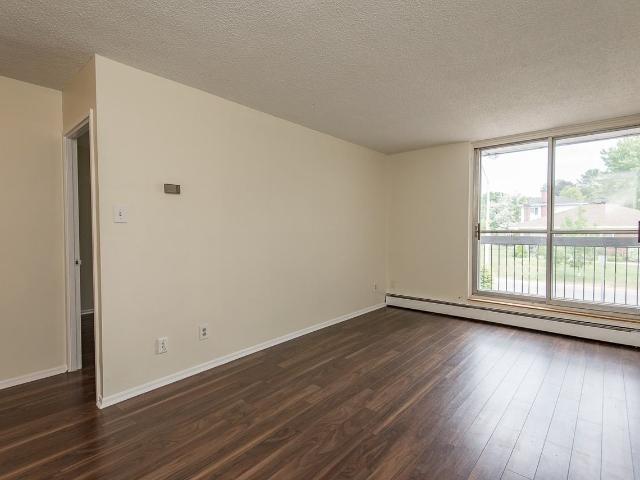 Apartment for rent in Mulhurst Bay, Ontario