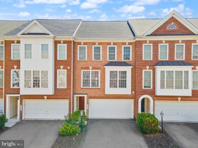 Townhouse for sale in Virginia