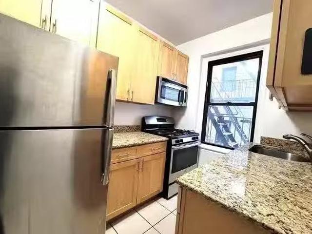 Condo for sale in Astoria