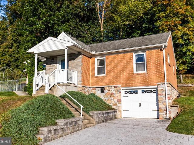 House for sale in Kalreda Woods, Springettsbury Township