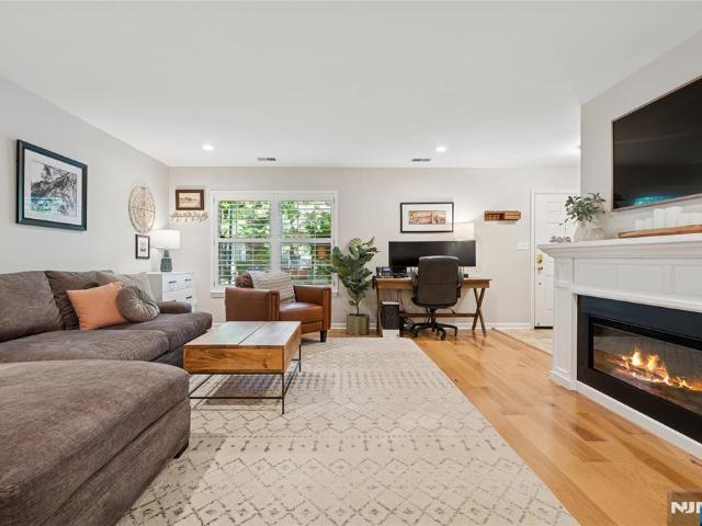 Condo for sale in Mahwah