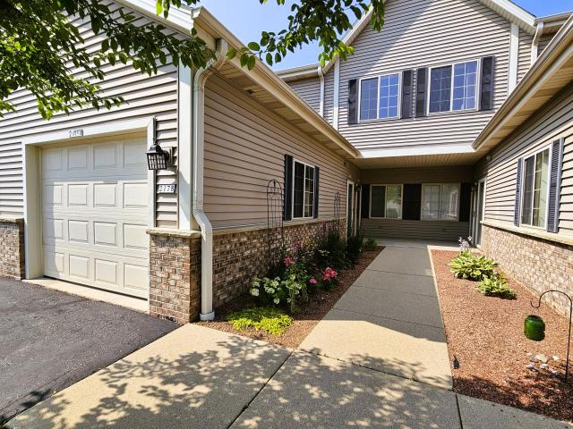 Condo for sale in Grafton, Wisconsin