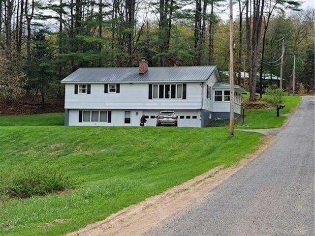 House for sale in Oneida, New York