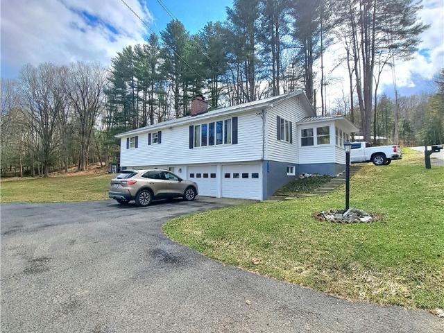 House for sale in Oneida, New York